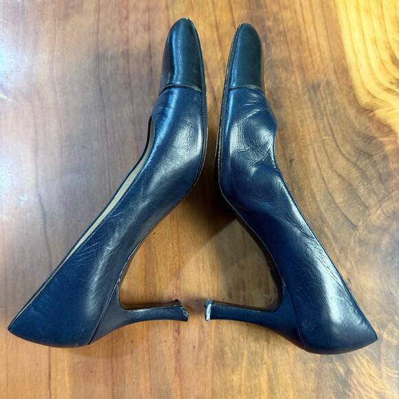 Vintage Chanel Women's Pump Heel Shoes 39.5 US 9 France Leather Slip on - Picture 7 of 13